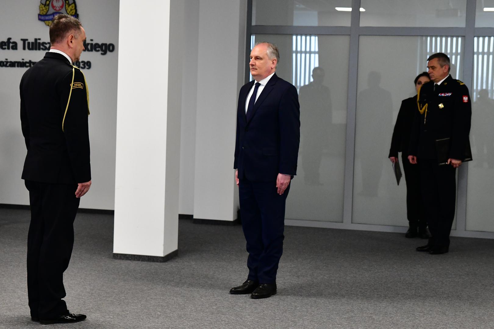 Uroczystość wręczenia promes na zakup samochodów ratowniczo-gaśniczych