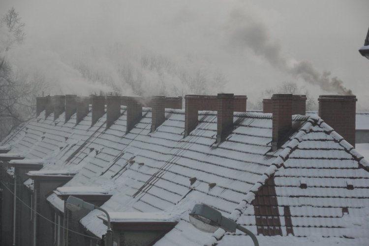 Celem konkursu „Wymiana źródeł ciepła w budynkach wielorodzinnych” jest likwidacja kotłów i pieców opalanych węglem lub koksem