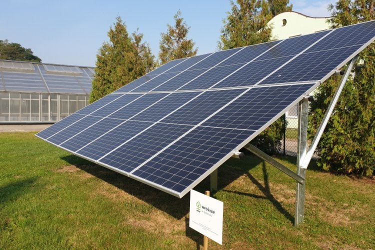 Instalacja fotowoltaiczna na terenie Pomorskiej Izby Rolniczej w Pruszczu Gdańskim 